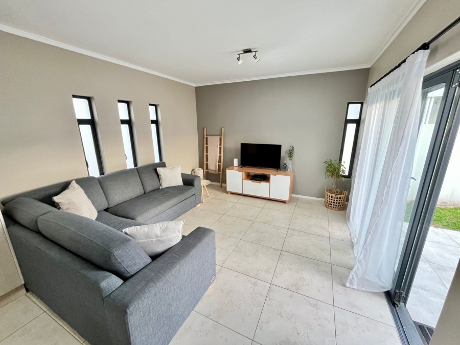 To Let 2 Bedroom Property for Rent in Nahoon Valley Park Eastern Cape